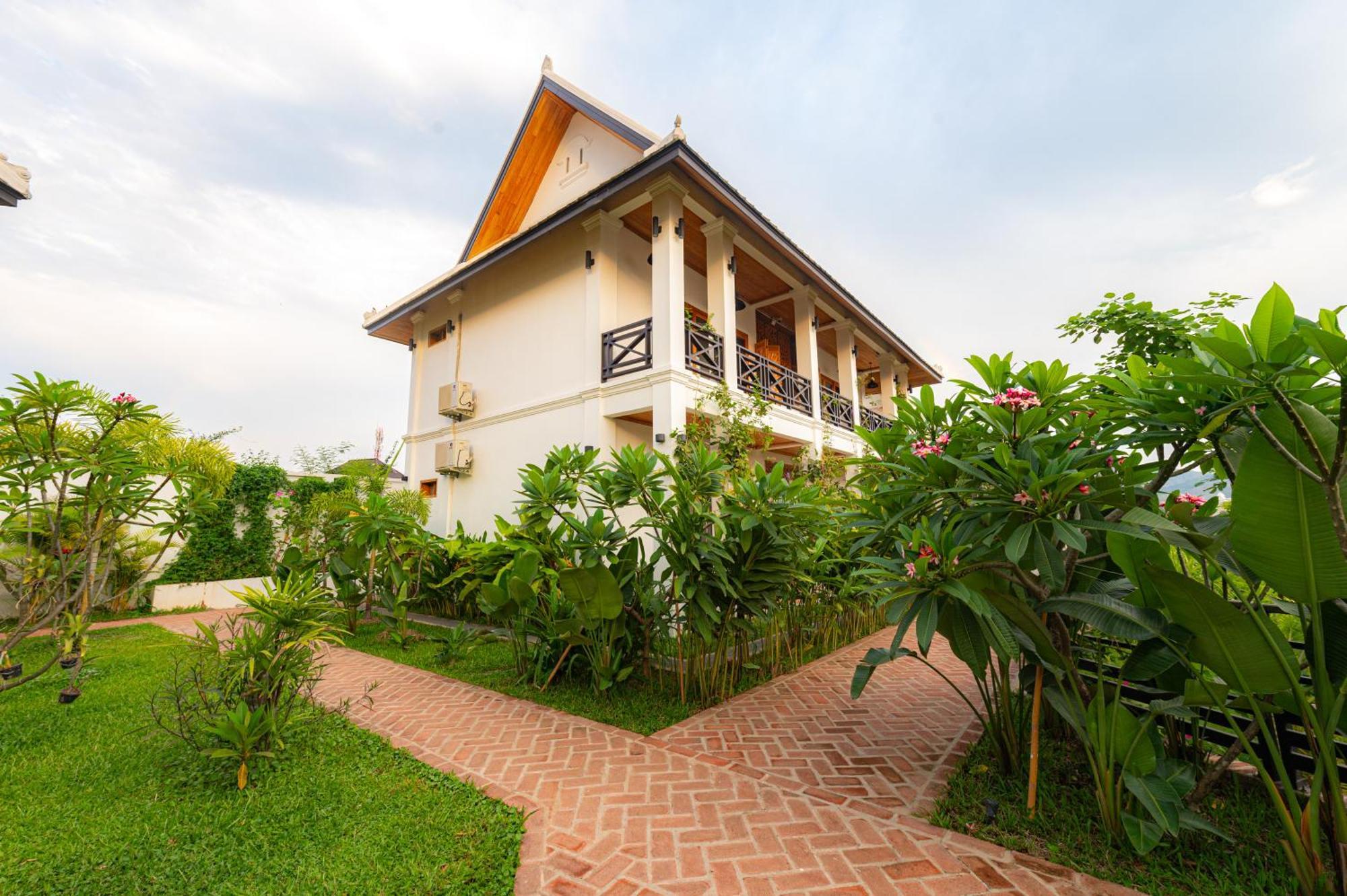 Madilao Hotel Luang Prabang Bagian luar foto